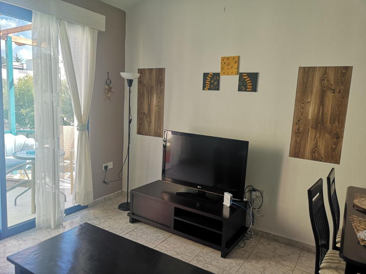 Apartment 1-bed Cosy Close To *