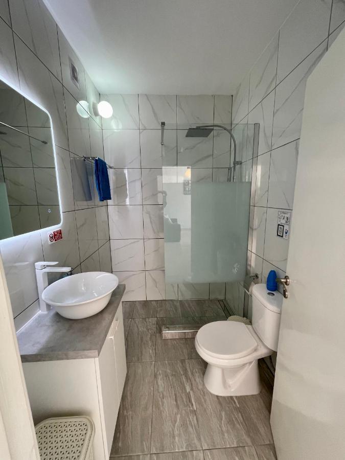 Apartment 109 Queens Gardens, *