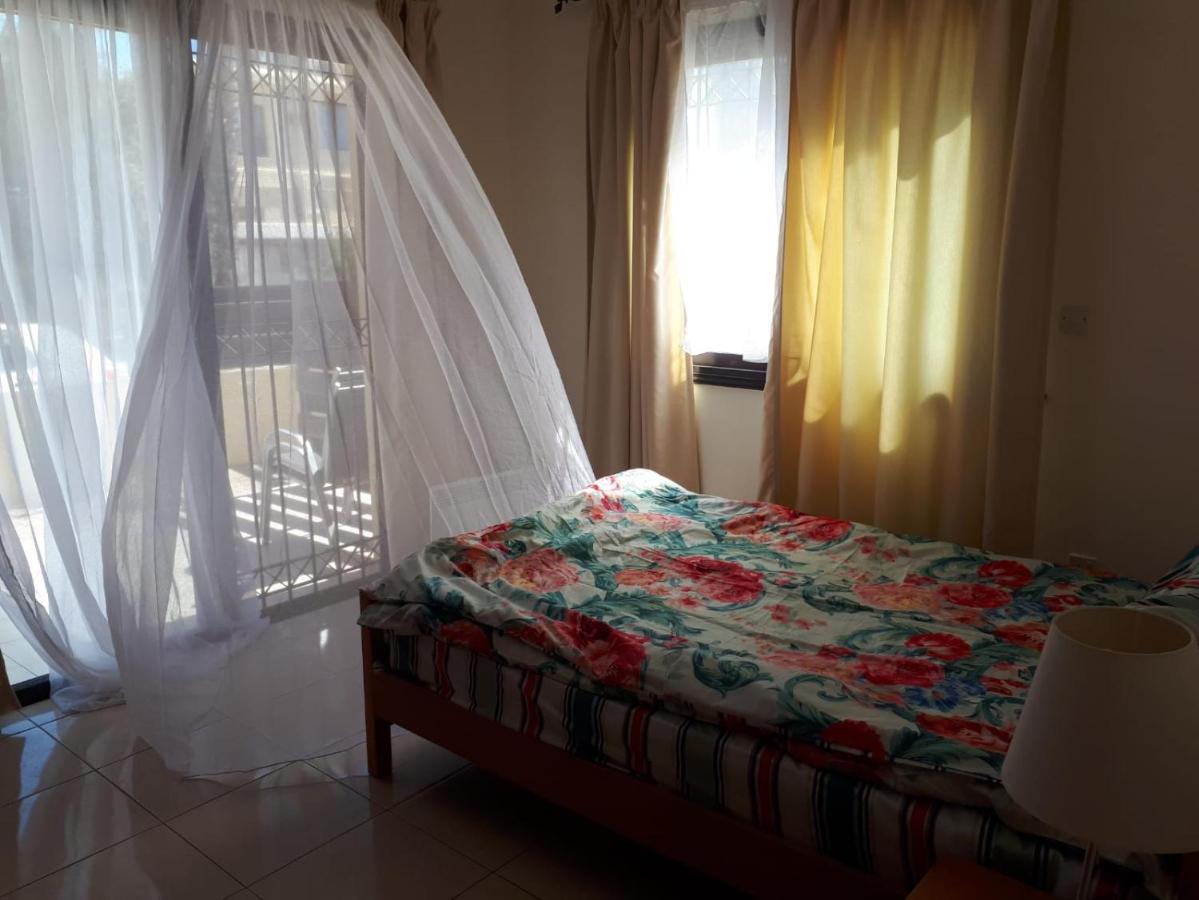 Faros Beach Apt A4 * Paphos