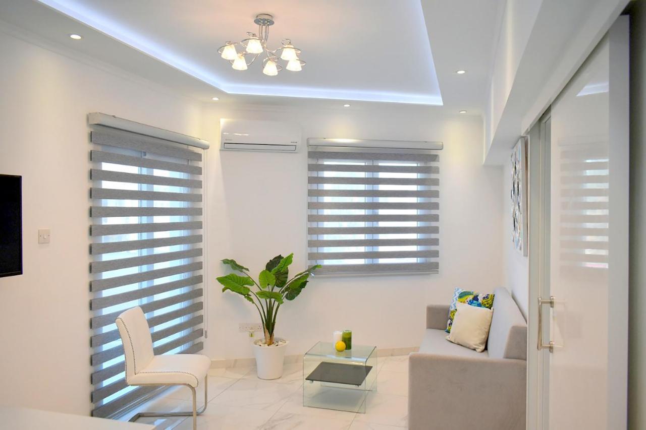 Apartment Phaedrus Living: Seaside Luxury Flat Lighthouse 66 Paphos