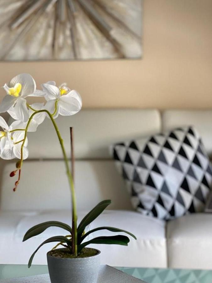 Royal Seacrest Modern Ground Floor C G 5 Apartment *