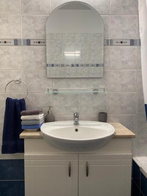 Royal Seacrest Modern Ground Floor C G 5 Apartment