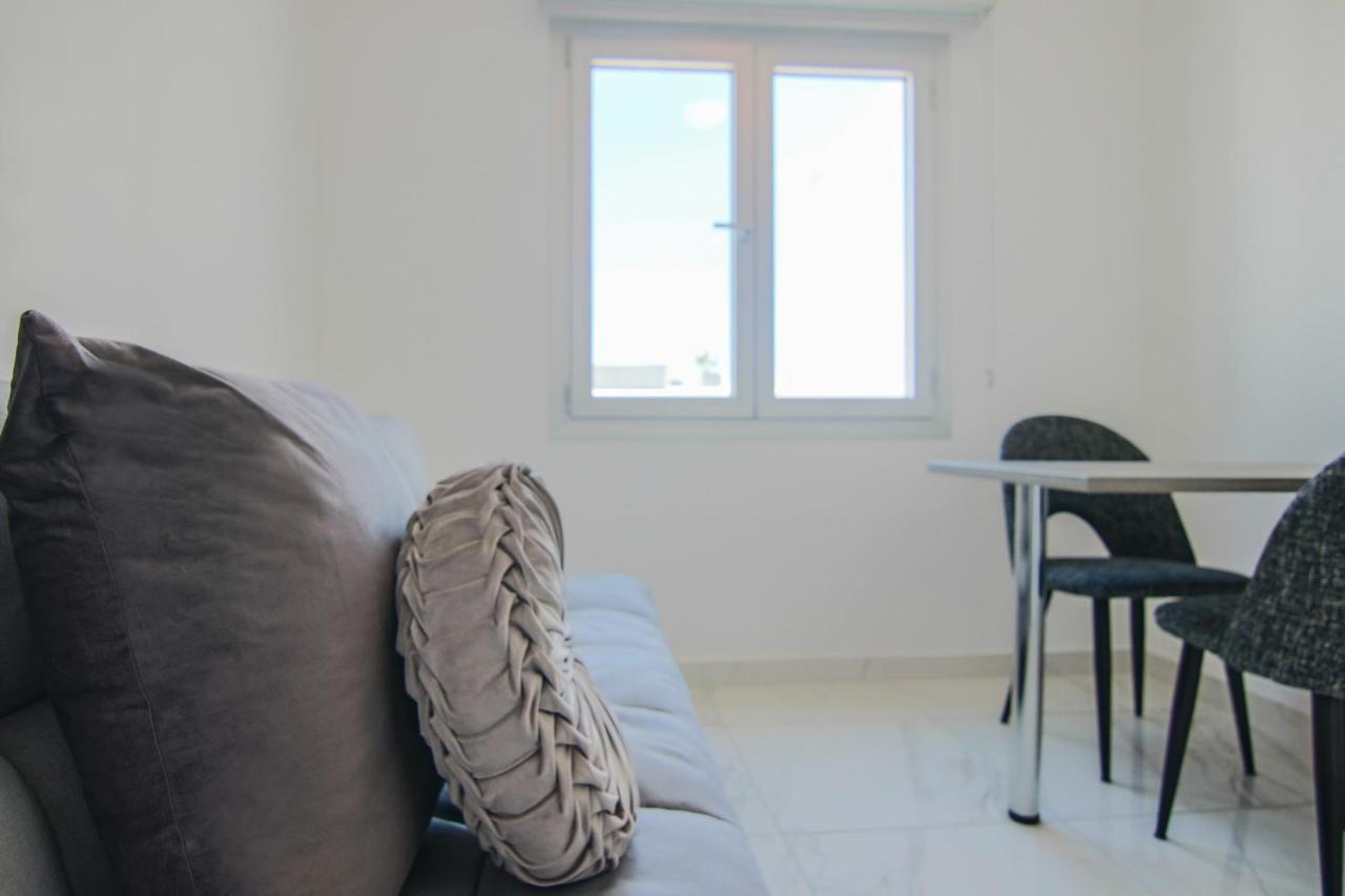 Phaedrus Living: Seaside Luxury Flat Lighthouse 66 * Paphos