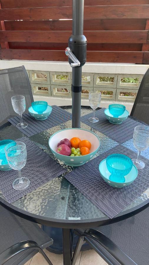Apartamento 1 Bedroom Garden Flat, Sleeps 4