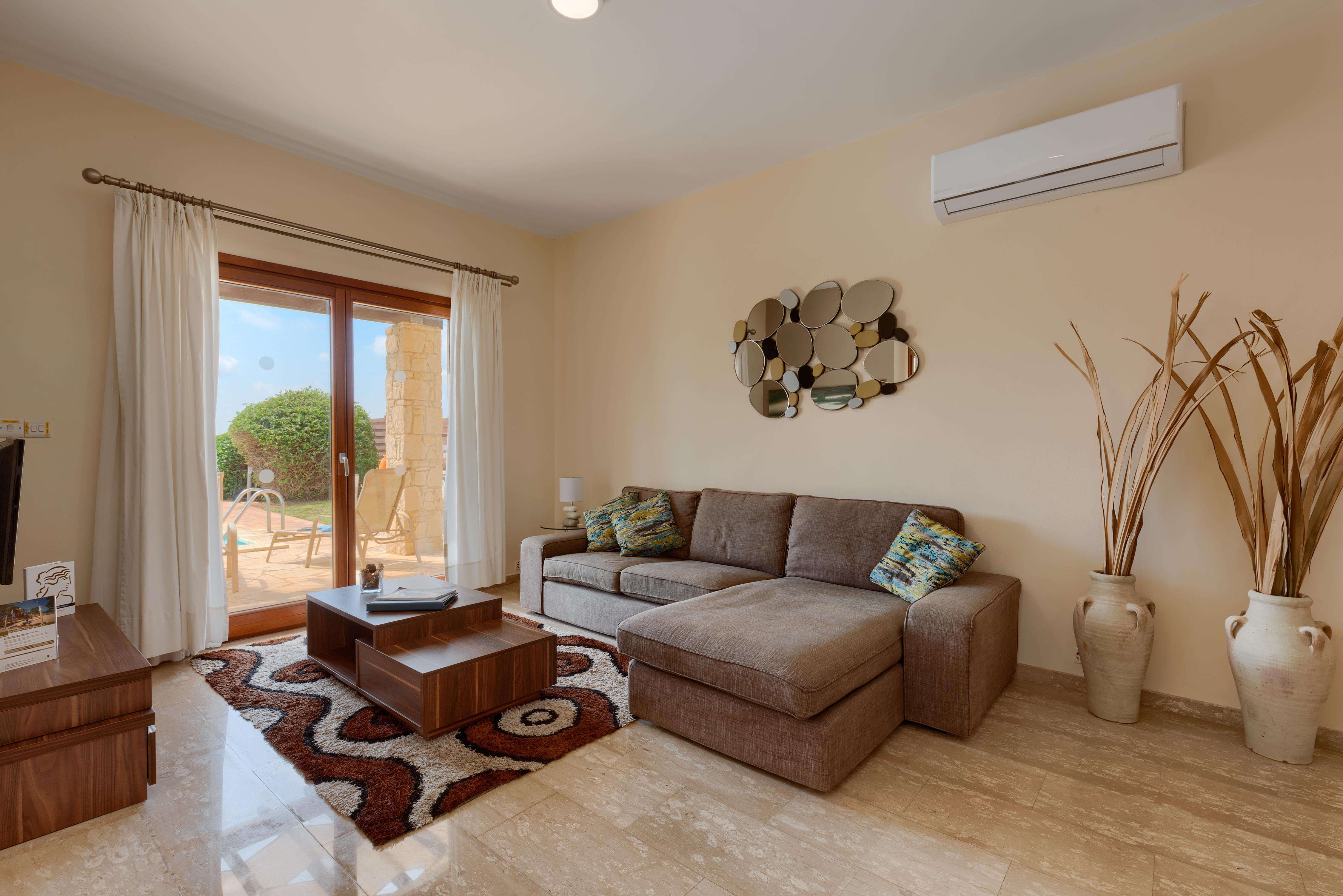 Aphrodite Hills Golf & Residences - *