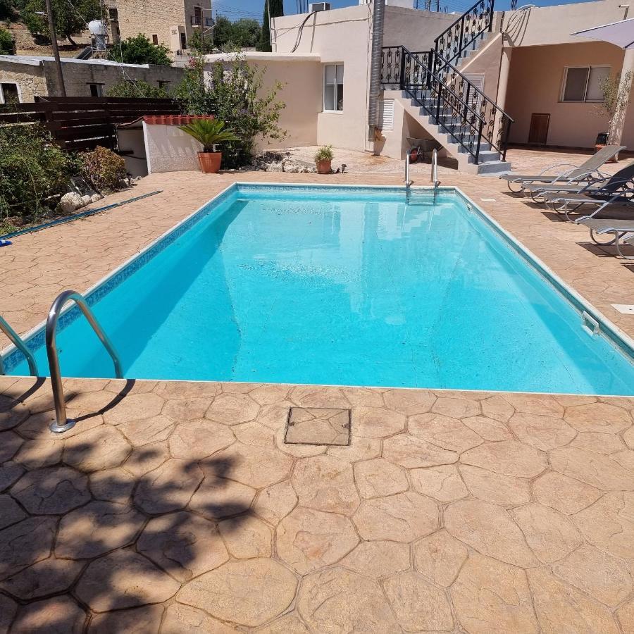 Potamos Private Casa de hóspedes *