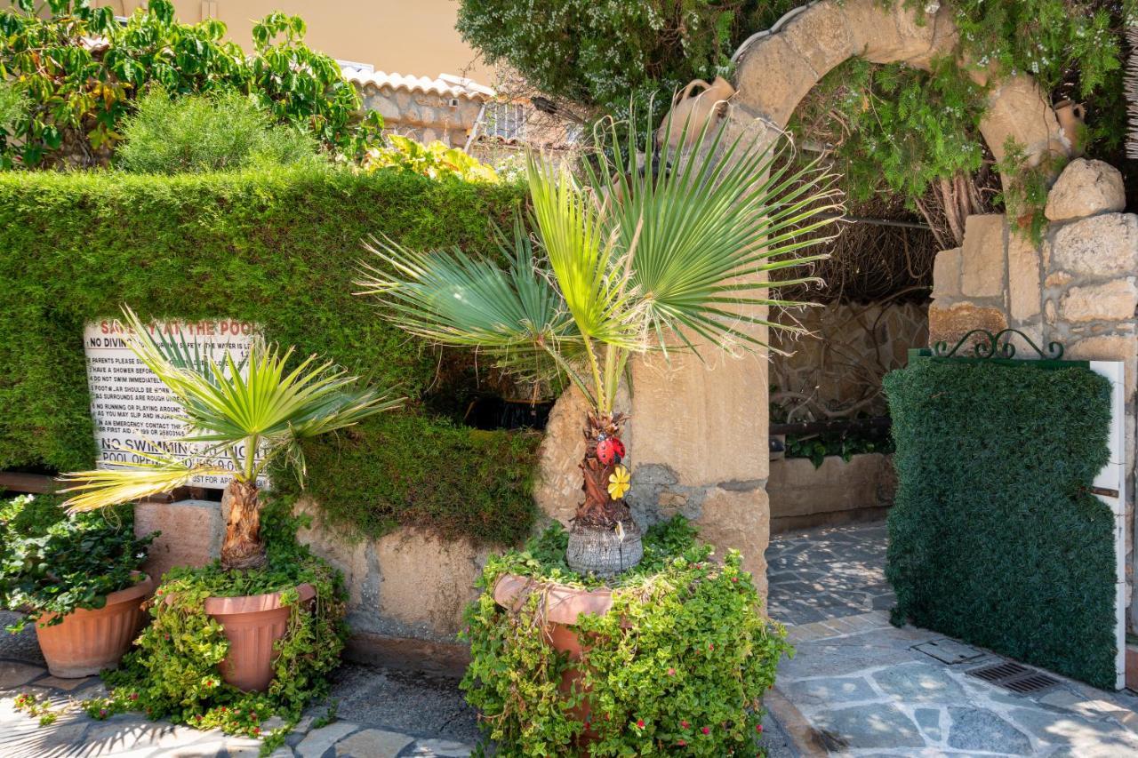 Apollonia Hotel Apartments Aparthotel