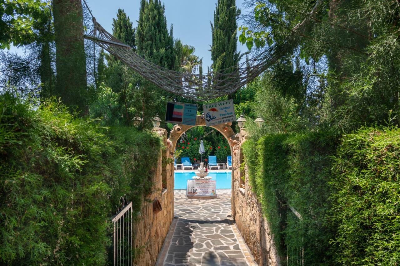 Apollonia Hotel Apartments Aparthotel 2*