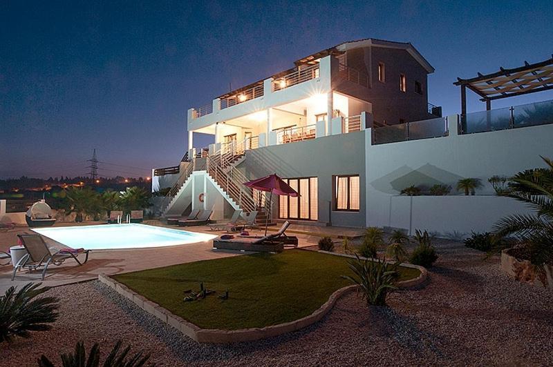 Arcadia, Kallepia * Paphos