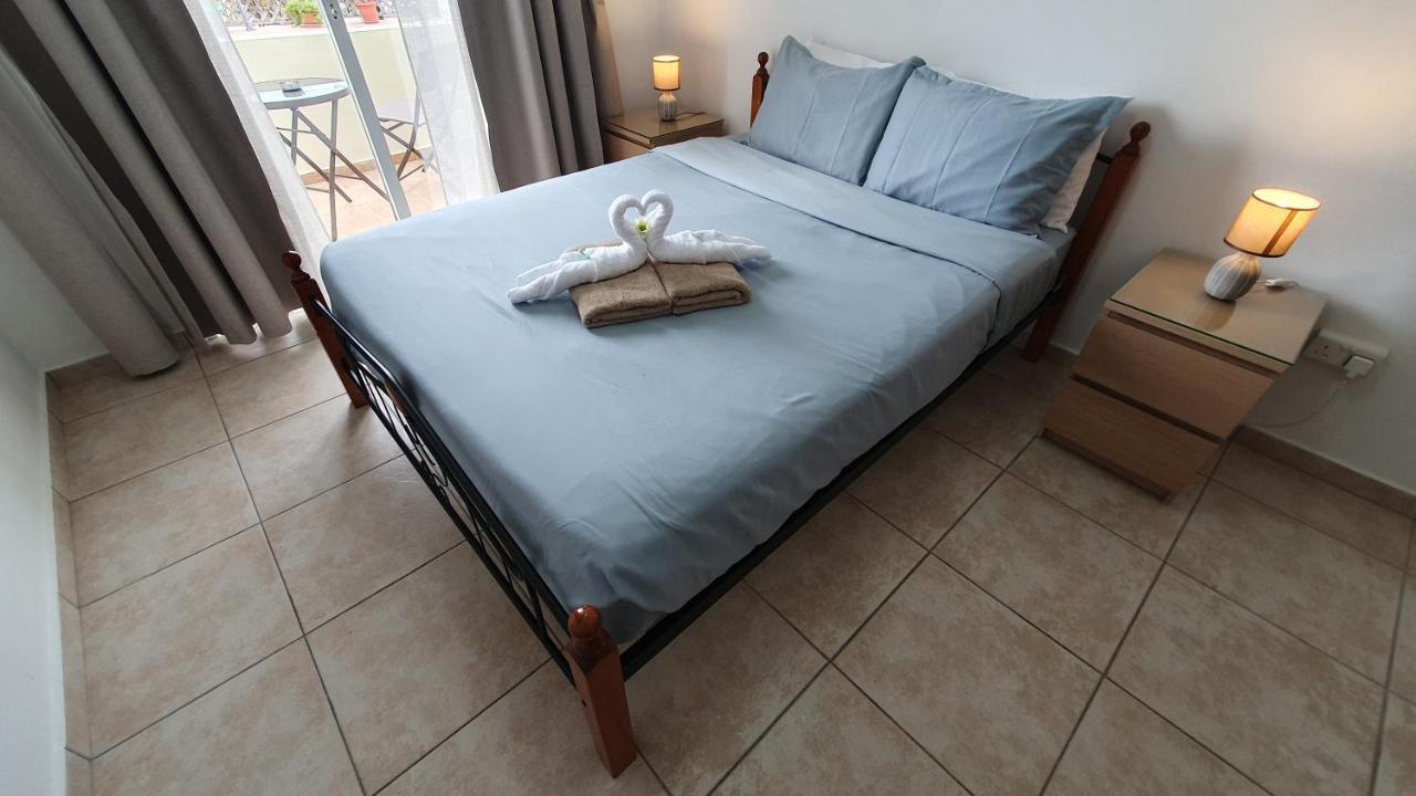 Peaceful With Double Bed - Oak Breeze