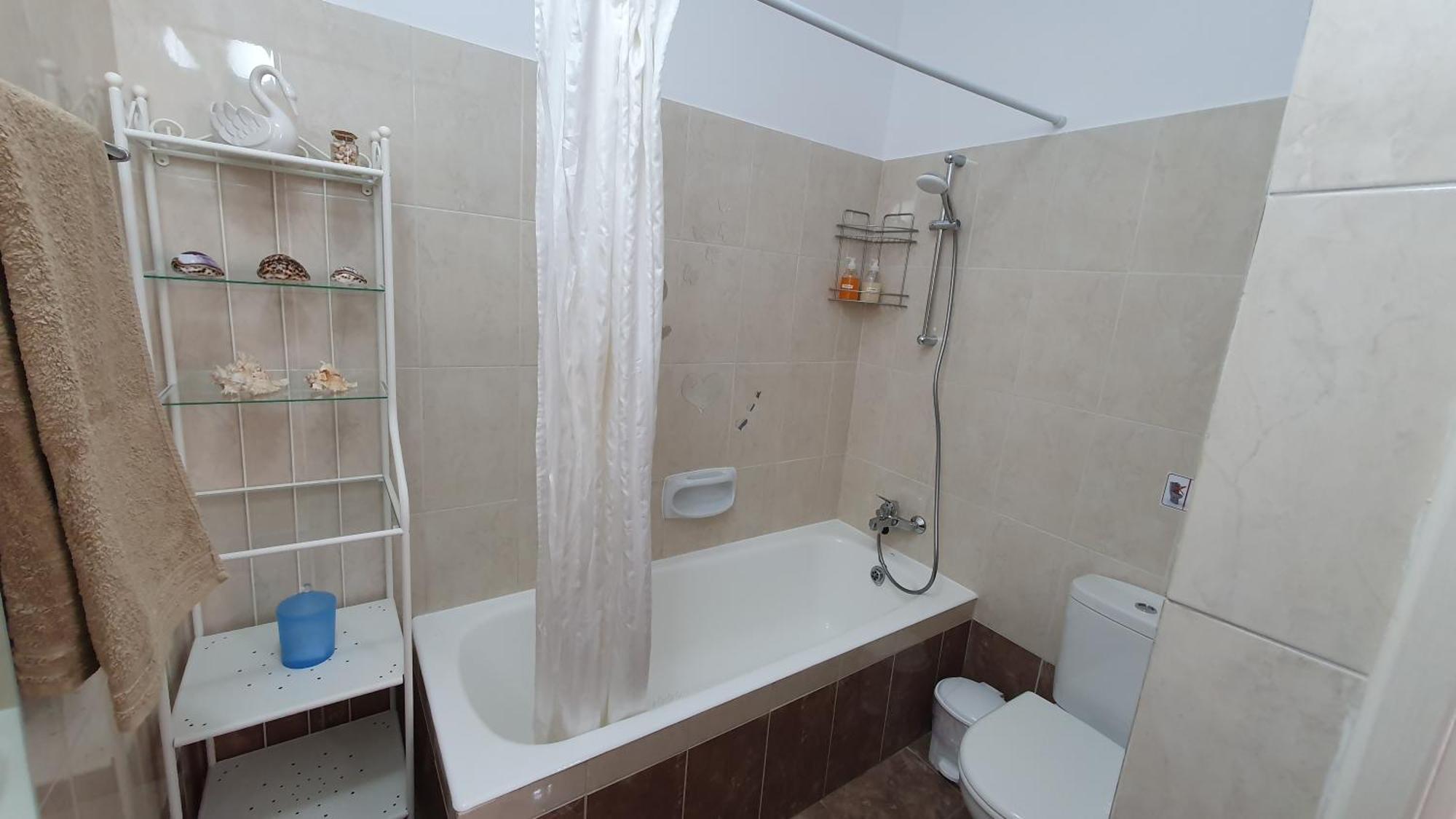 Peaceful With Double Bed - Oak Breeze Apartment