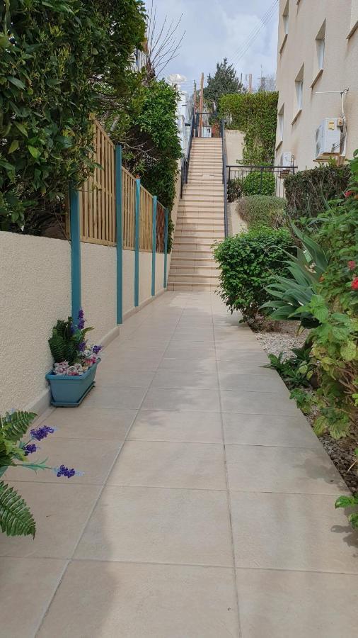 Apartment Peaceful With Double Bed - Oak Breeze