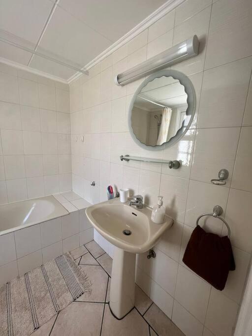 Apartment The Prime Location Lovely 1 Bedroom Paphos