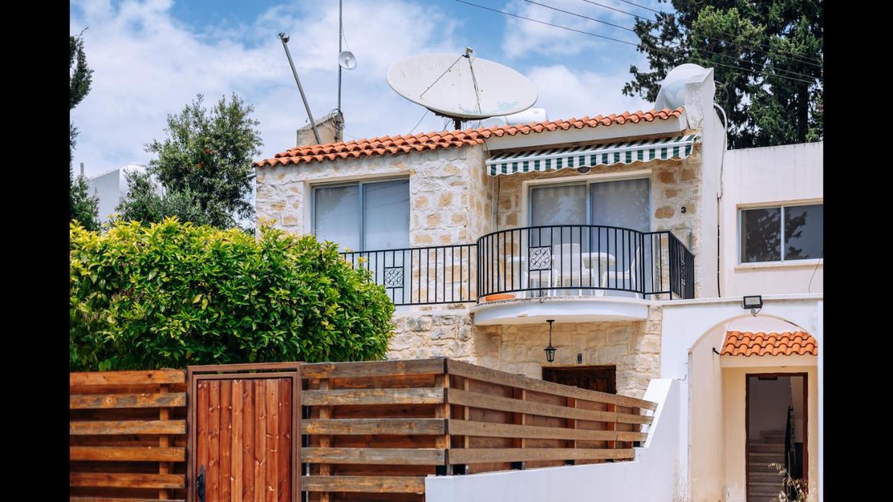 Procy-105 In Center Ideal For Short And Long Rent Apartment Paphos