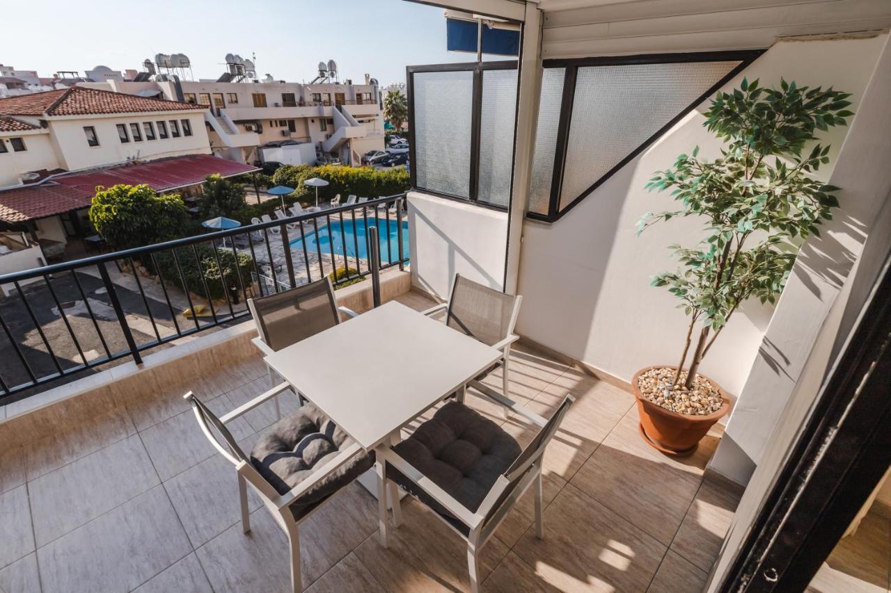 Alexis - Modern 2-bedroom With Swimming Pool Paphos