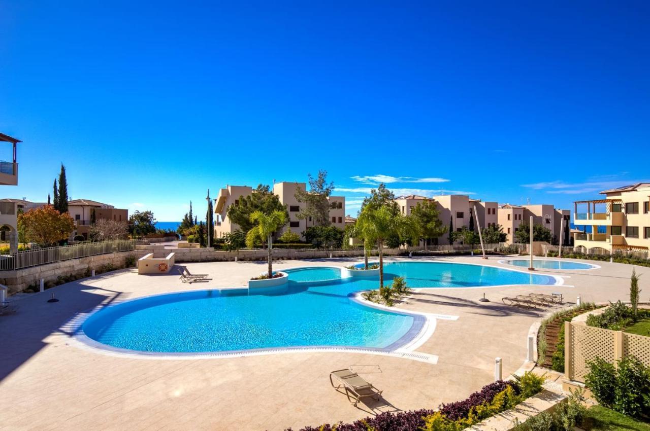 Aphrodite Hills Stunning Apartment