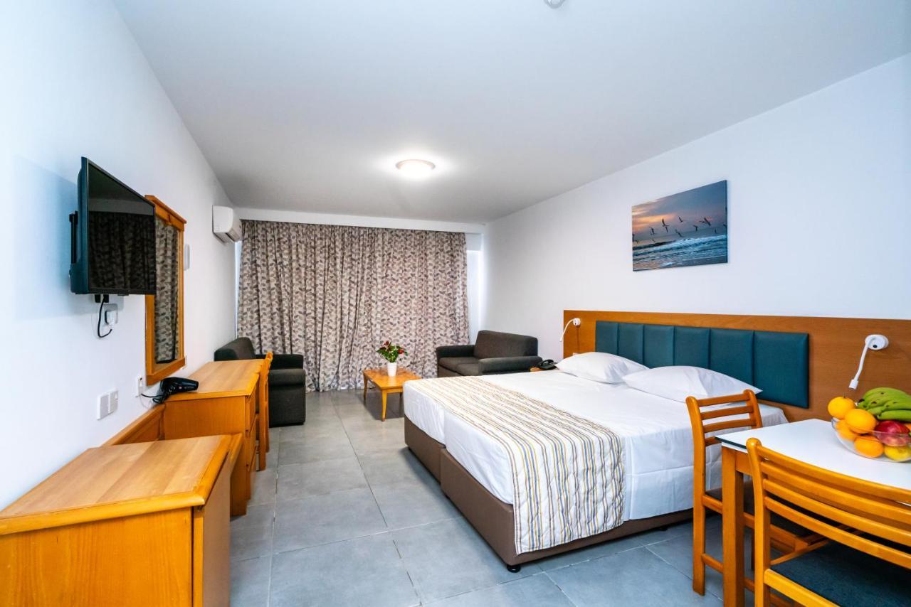 Hotel Helios Bay And 3*
