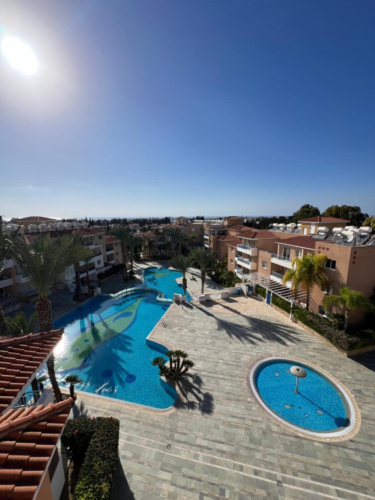 Iris Village Grand *