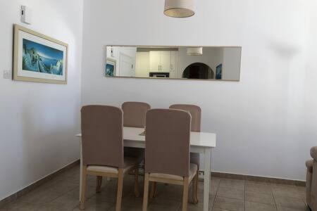 Apartment Kings Palace - Superb 2 Bed Ground Floor Paphos
