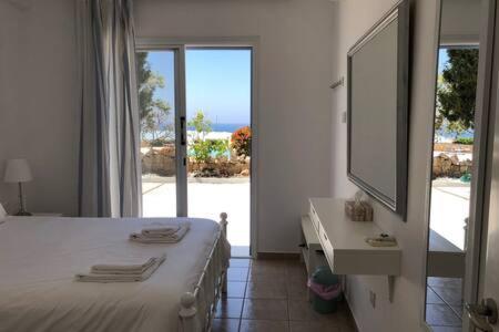 Kings Palace - Superb 2 Bed Ground Floor * Paphos