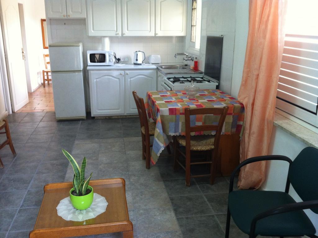 Valentinos House