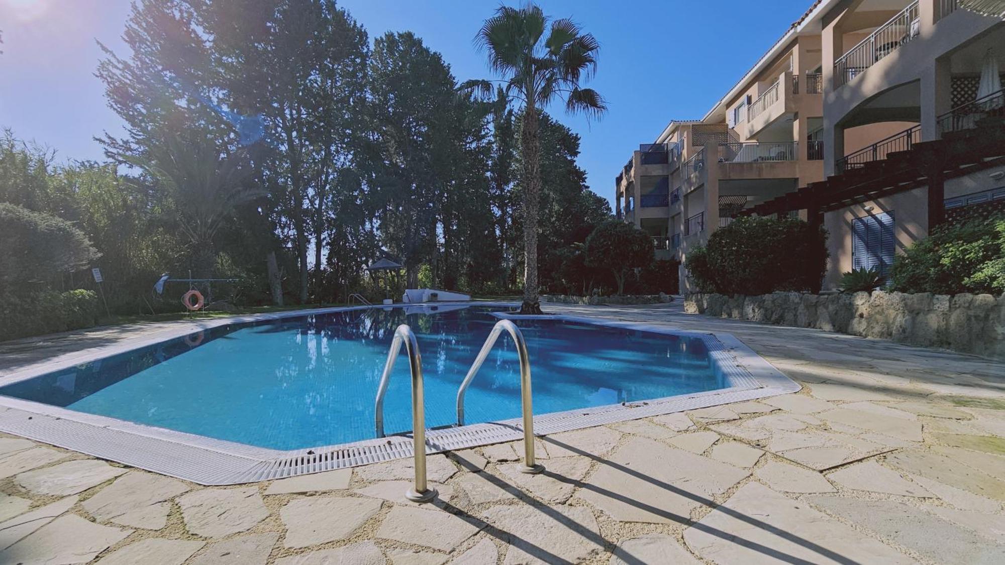 In Paradise Gardens Apartment