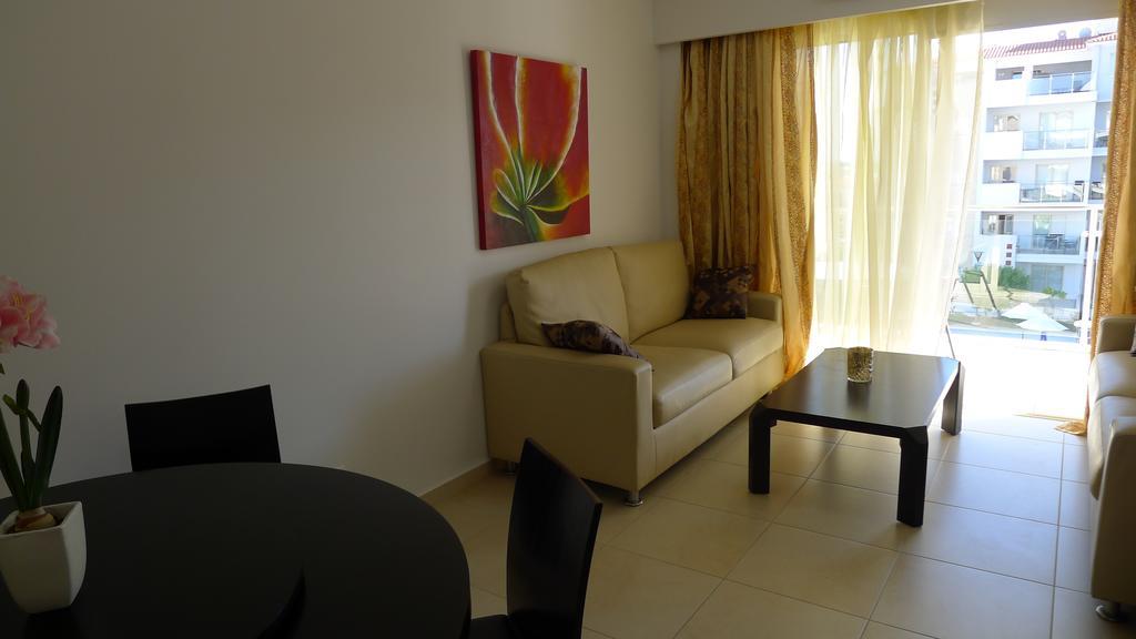 Elysia Park 203 Apartment Paphos