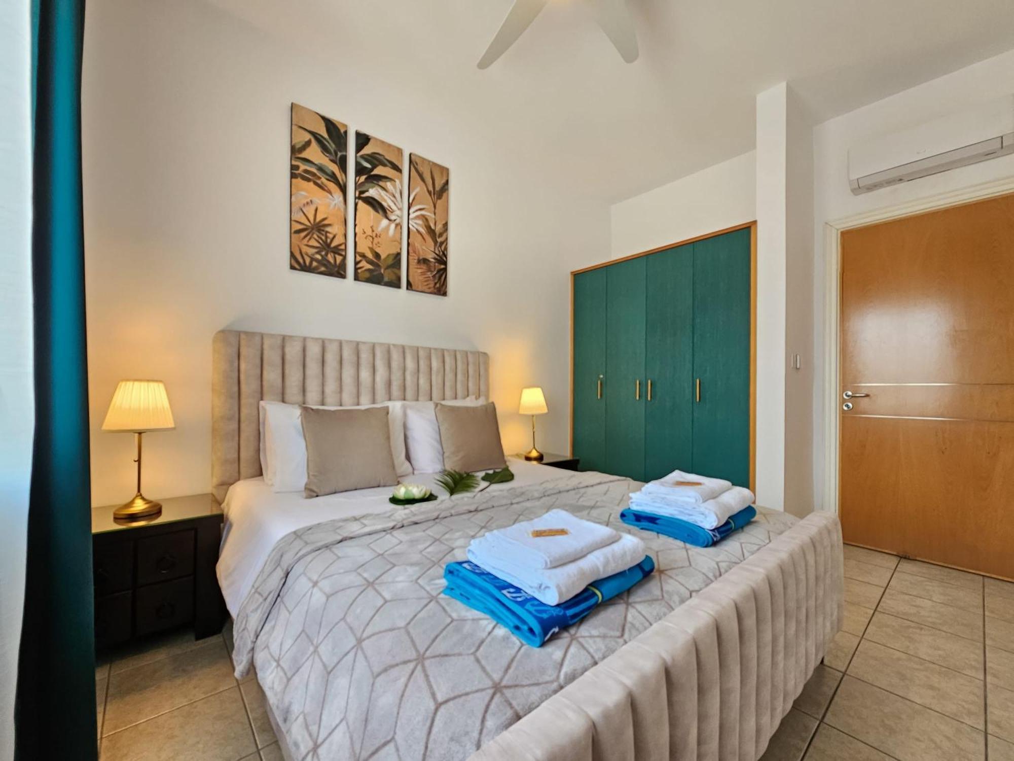 Aphrodites Pearl Luxury 3 Bed