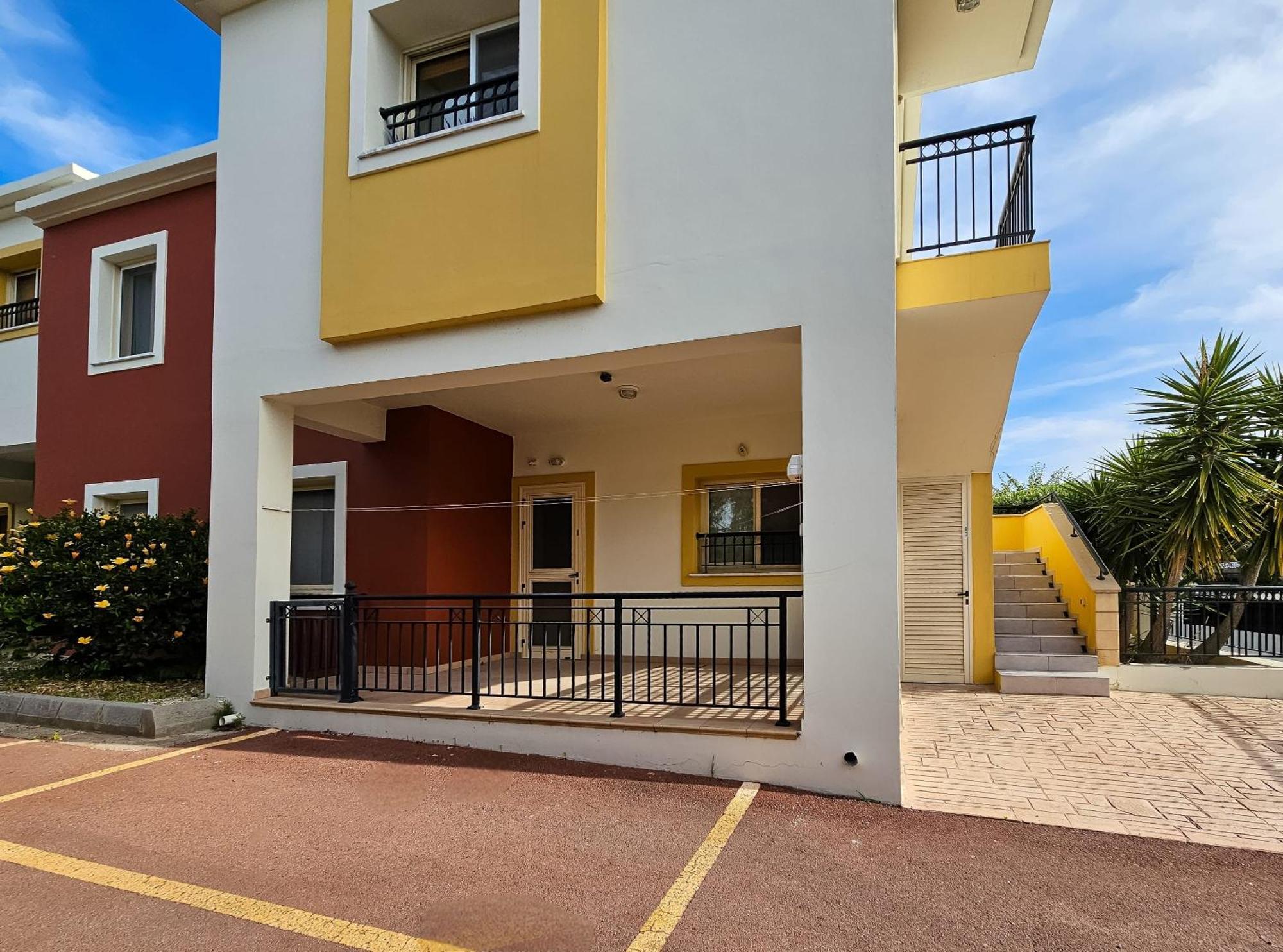 Aphrodites Pearl Luxury 3 Bed Apartment *