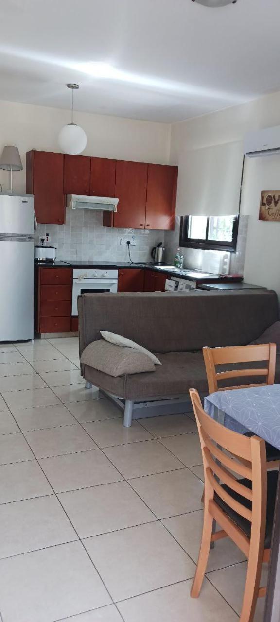 Faros Beach Apt A4