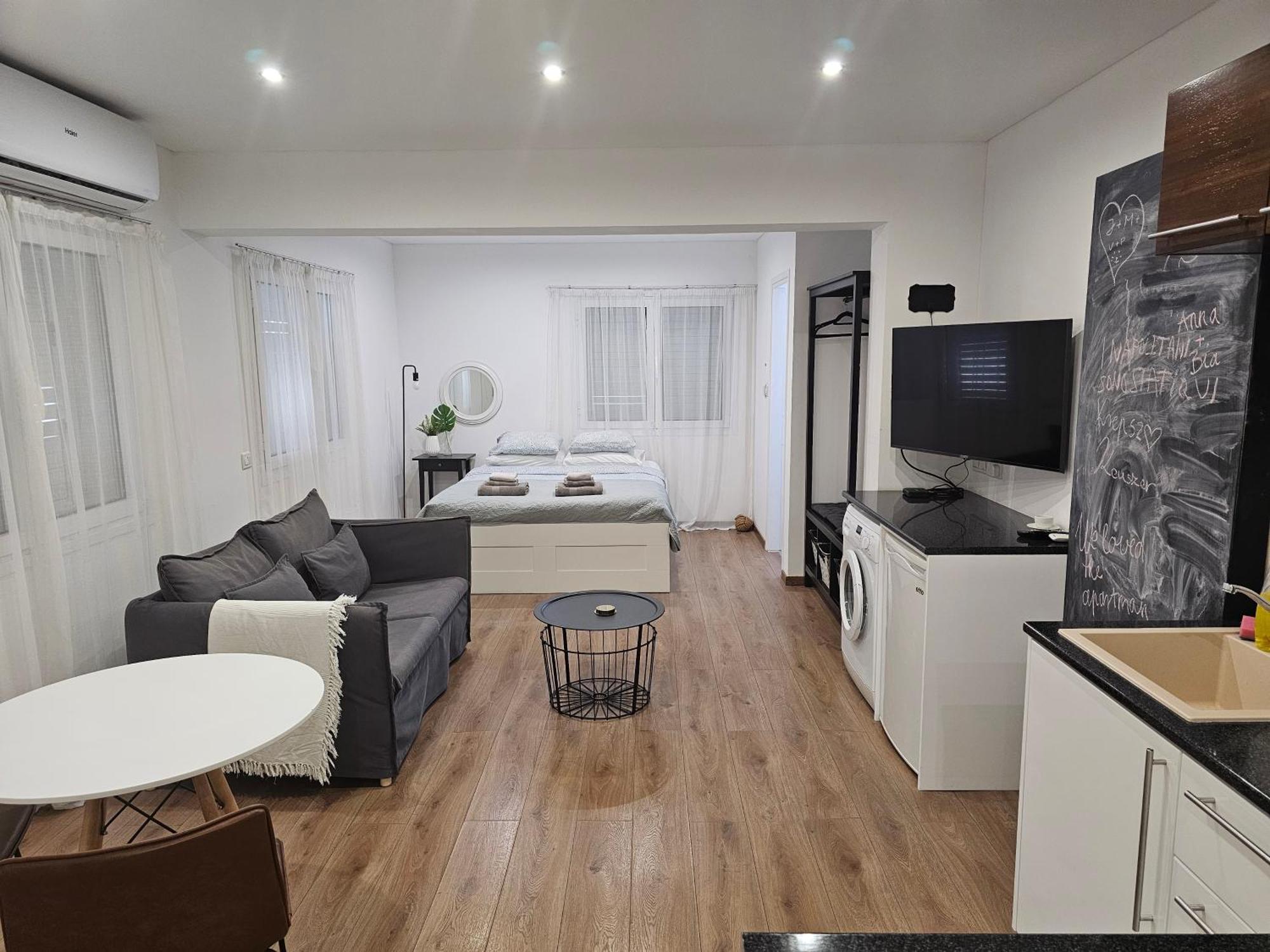 Apartment Center