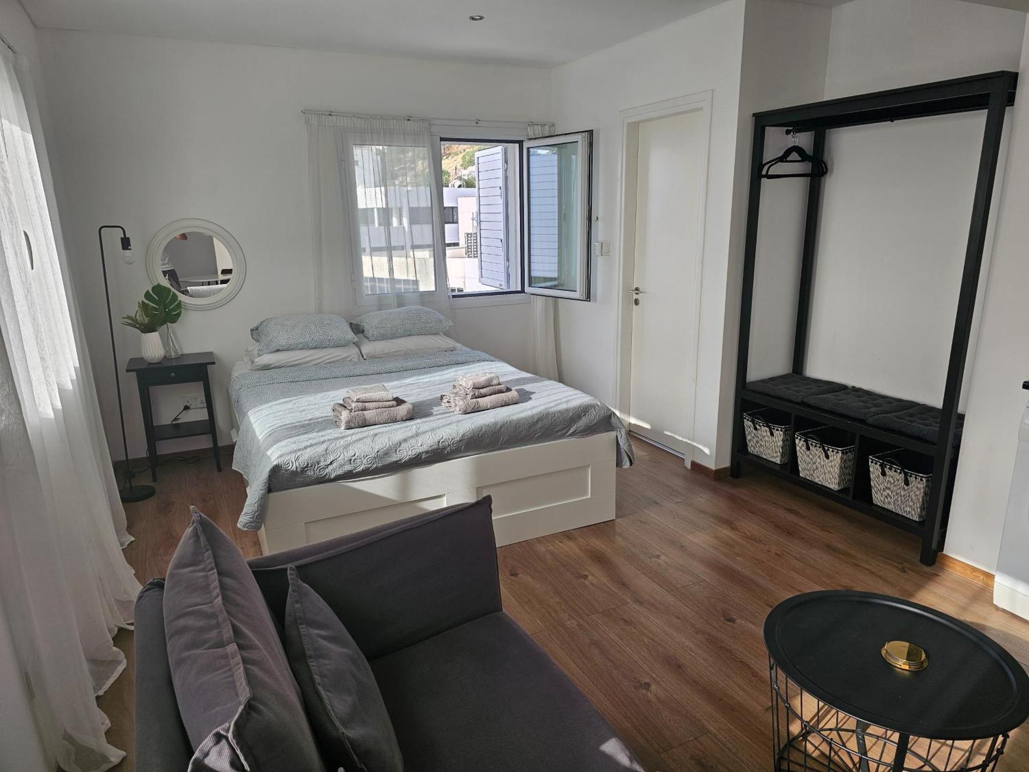 Apartment Center *