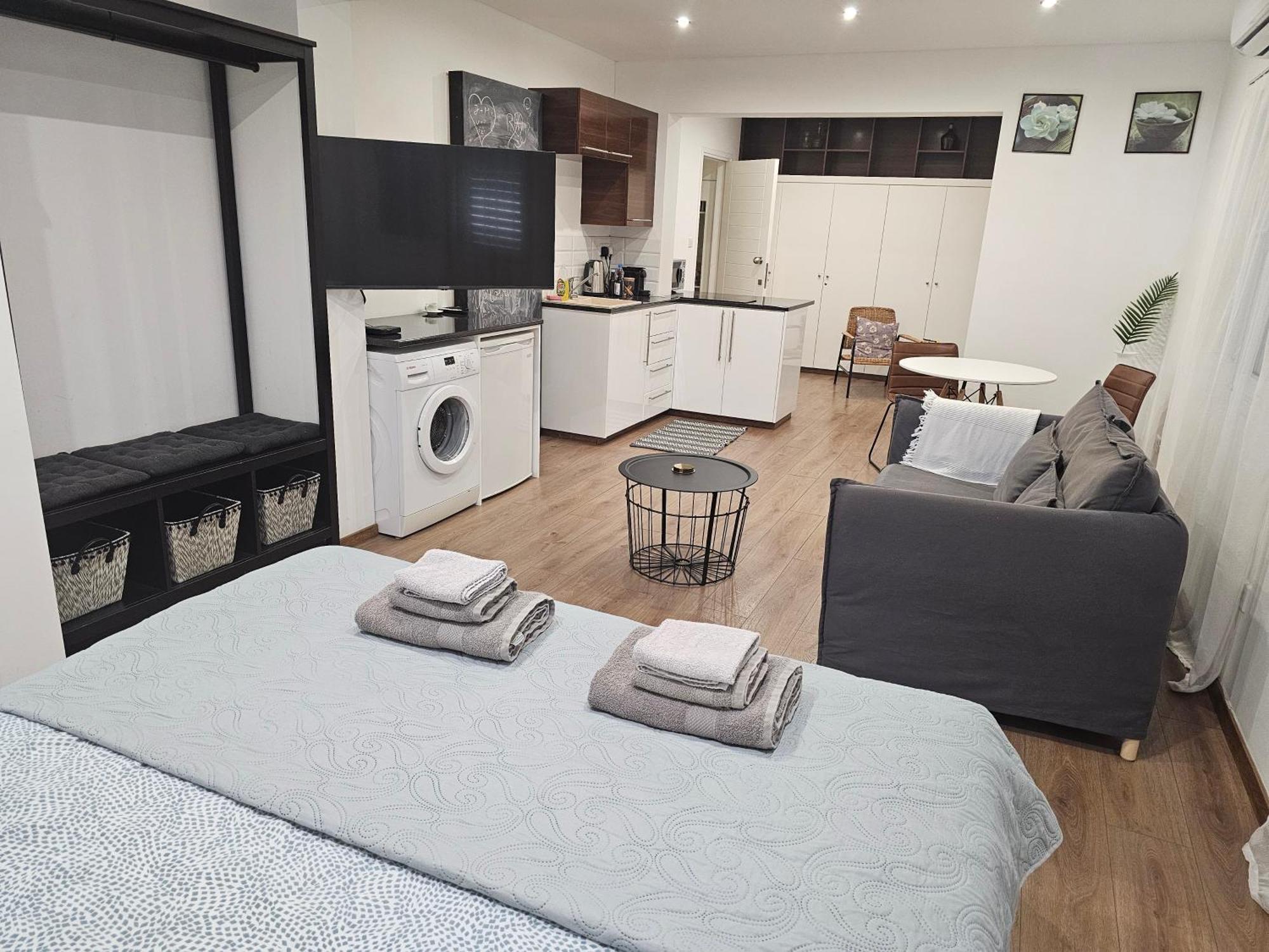 Apartment Center