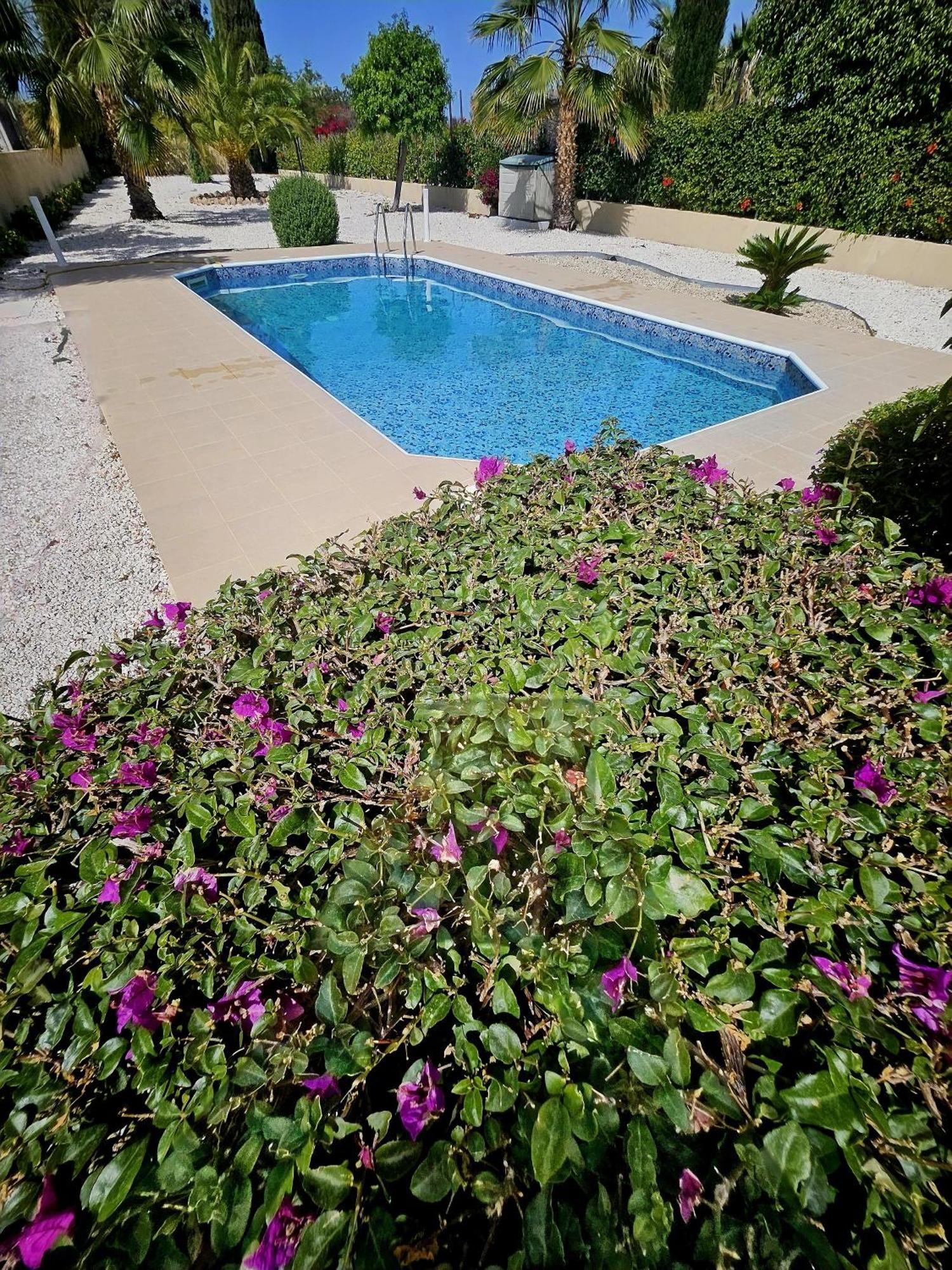 Modern 3 Bedroom Villa, Pool And Close To Golf Course Villa Paphos