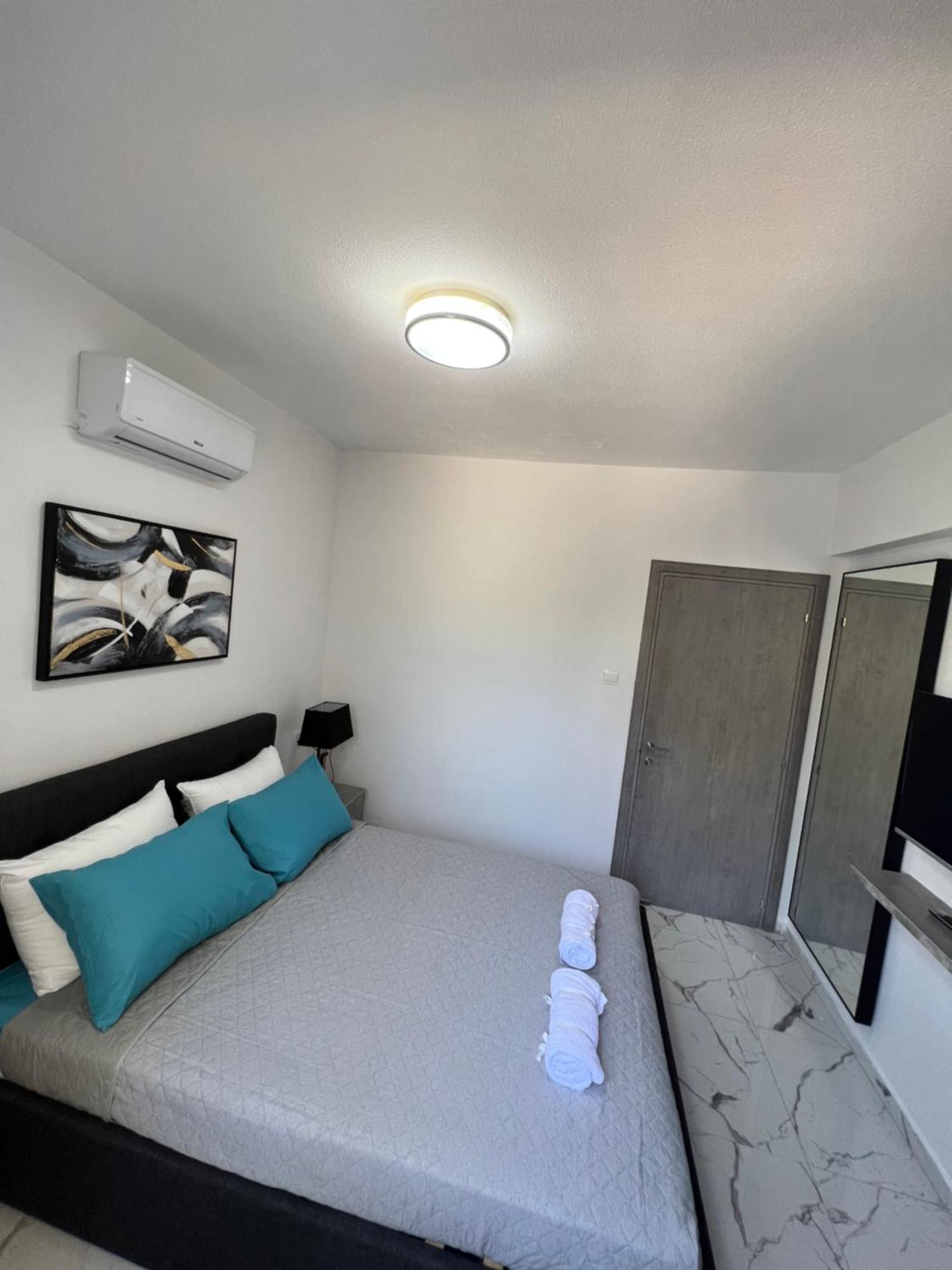 A5 Luxe Oasis Retreat - 3 Minute Drive To Paphos