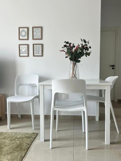 Margarita Gardens Two 1bed Flats 500m From Sea Apartment *