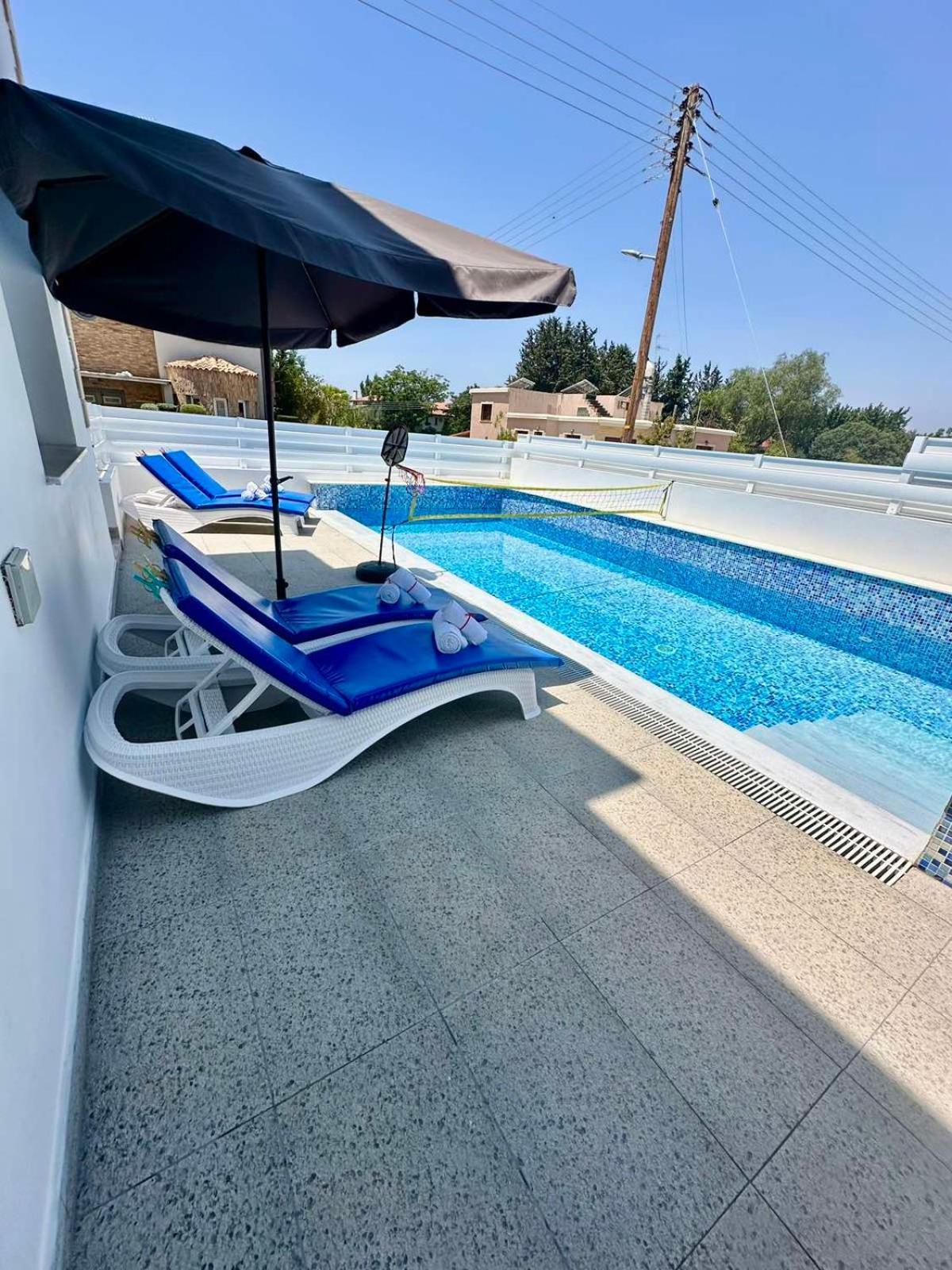 Michael Angelo Villa
