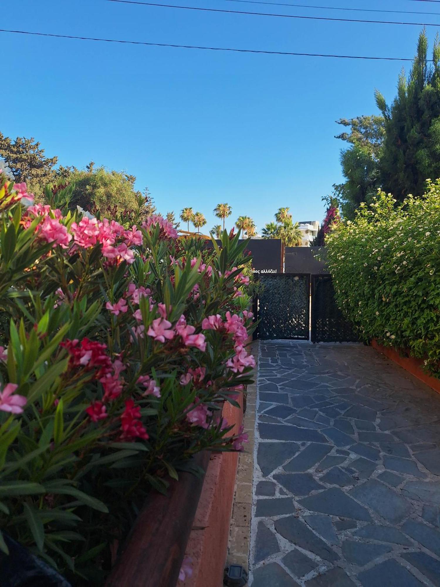 Apollonia Hotel Apartments