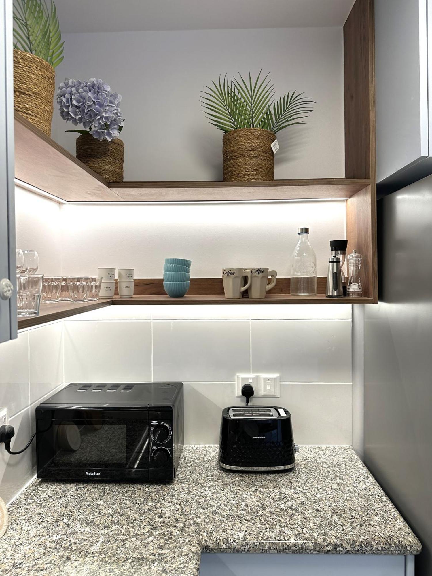 Apartment H&o Golden Sun