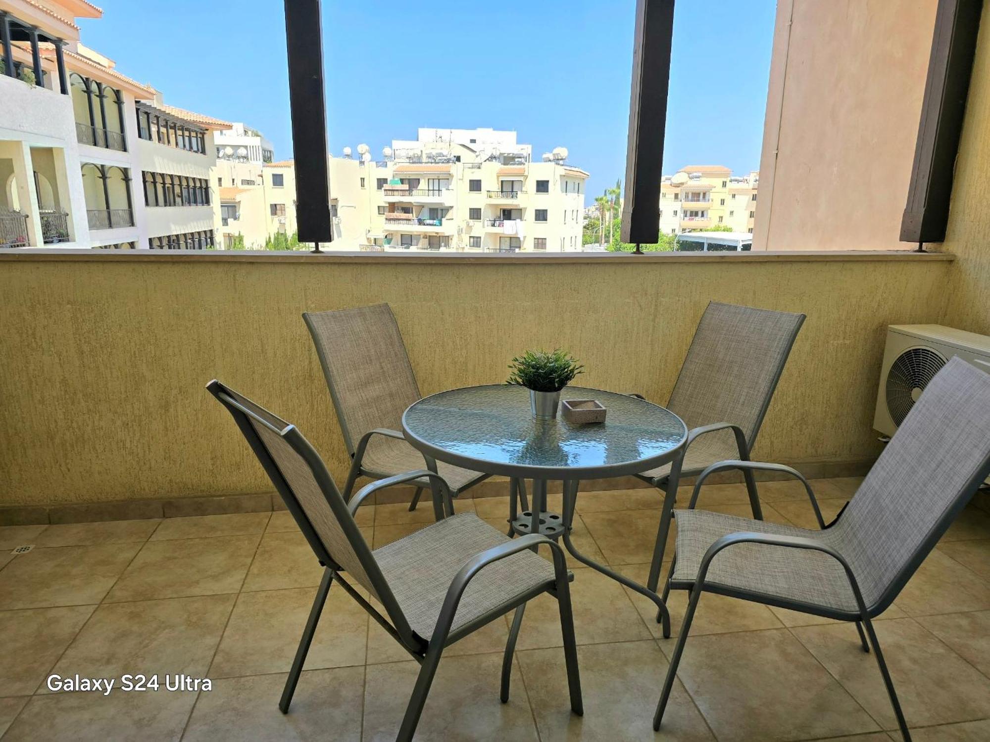 Queen Anna's Dream 1 Bedroom Apartment *