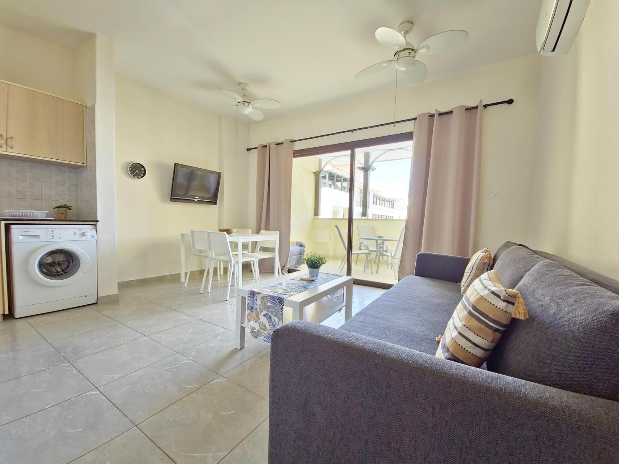Queen Anna's Dream 1 Bedroom Paphos
