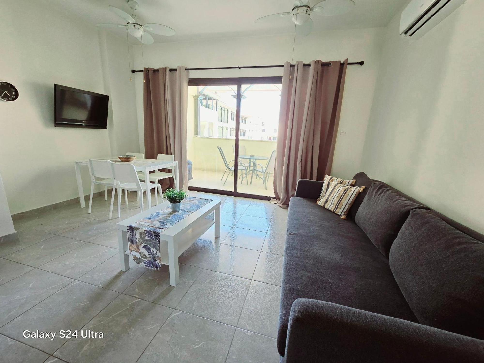 Queen Anna's Dream 1 Bedroom Paphos