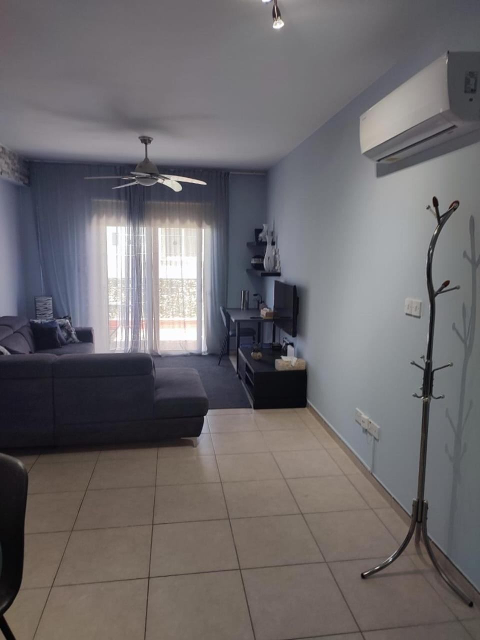 Apartment Cosy Seaview Two Bedroom Aparment Tombs Of The Kings