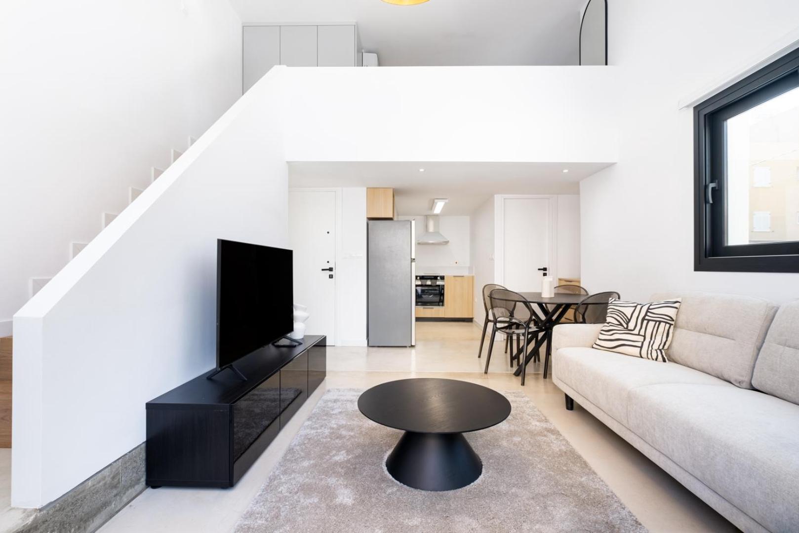 Nilea Court I