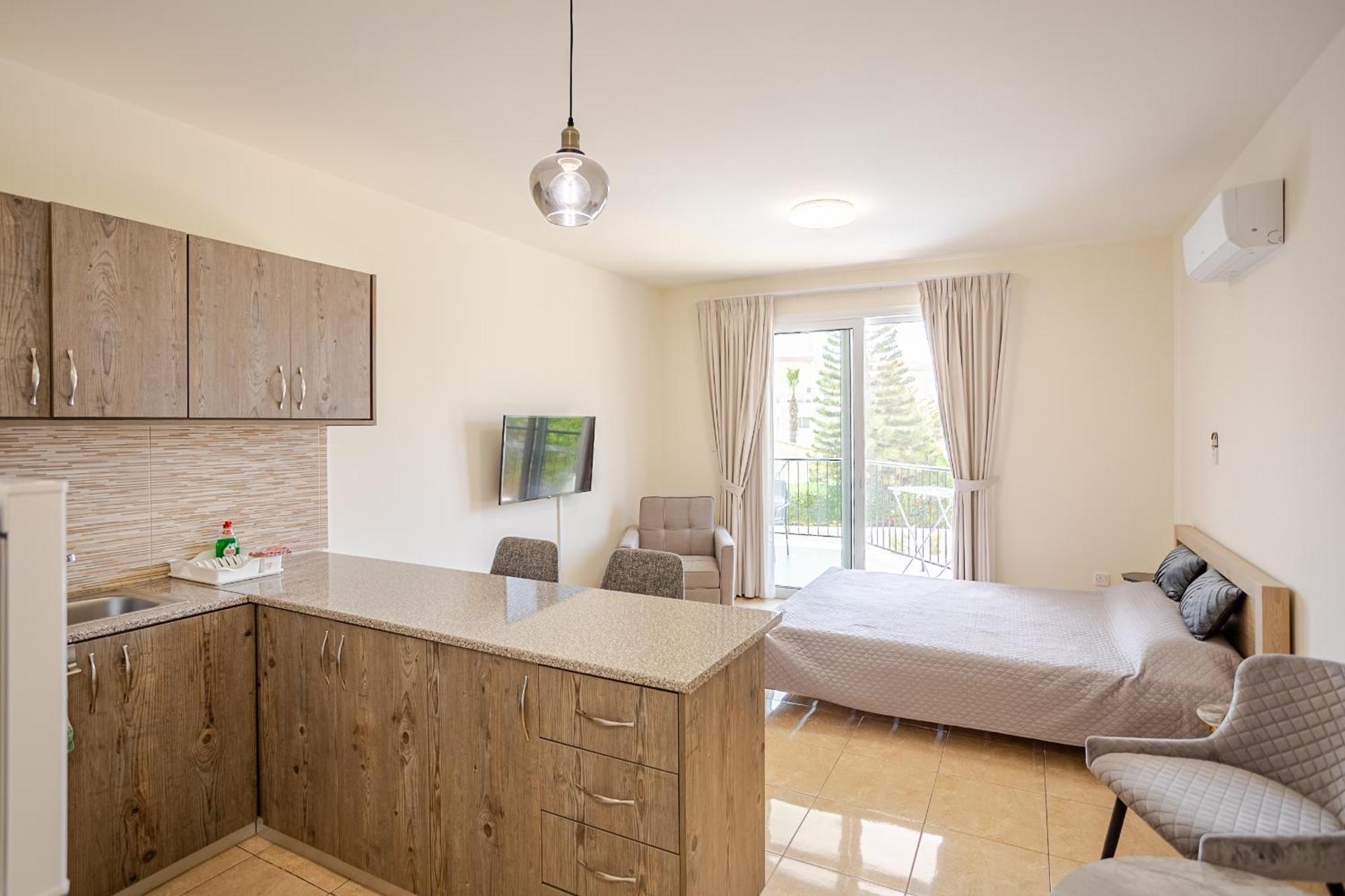 Danaos Seaside 104 With Pool In Tourist Area Apartment Paphos