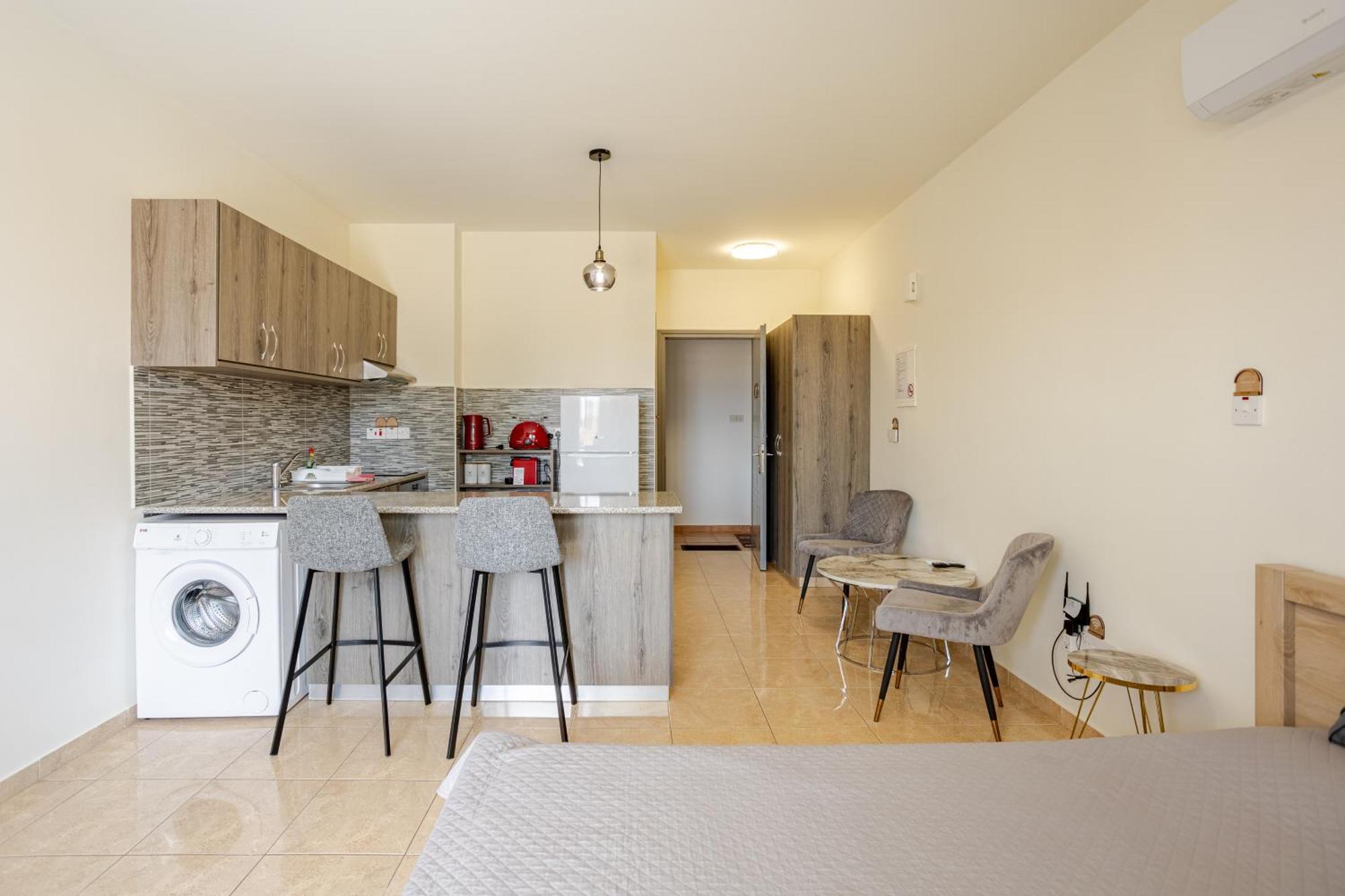 Danaos Seaside 103 With Pool In Tourist Area Apartment Paphos