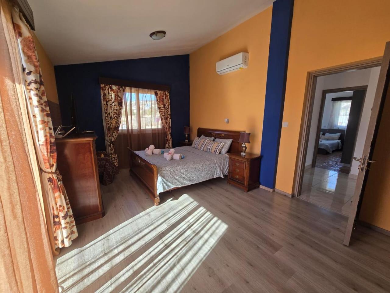 Michael Angelo Villa Paphos