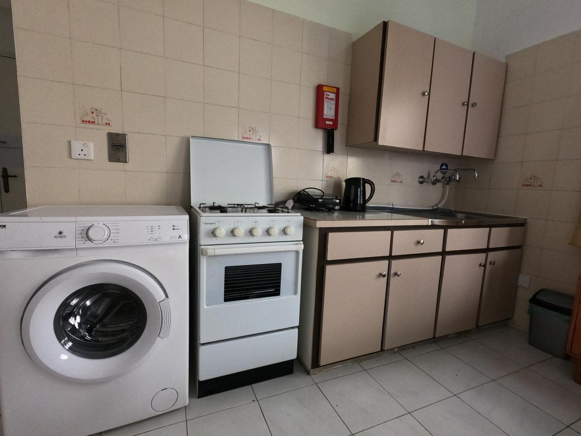 Apartment Island Budget