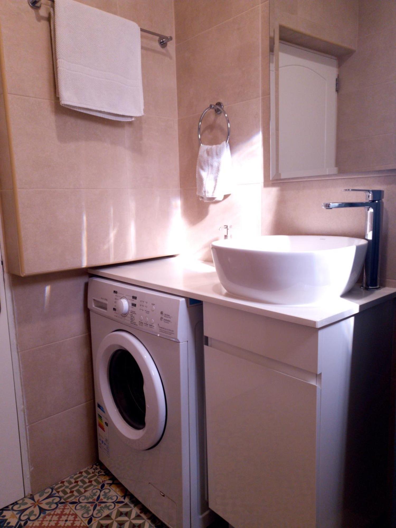 Seaside Rustic Flat In Harbour Tourist Area * Paphos