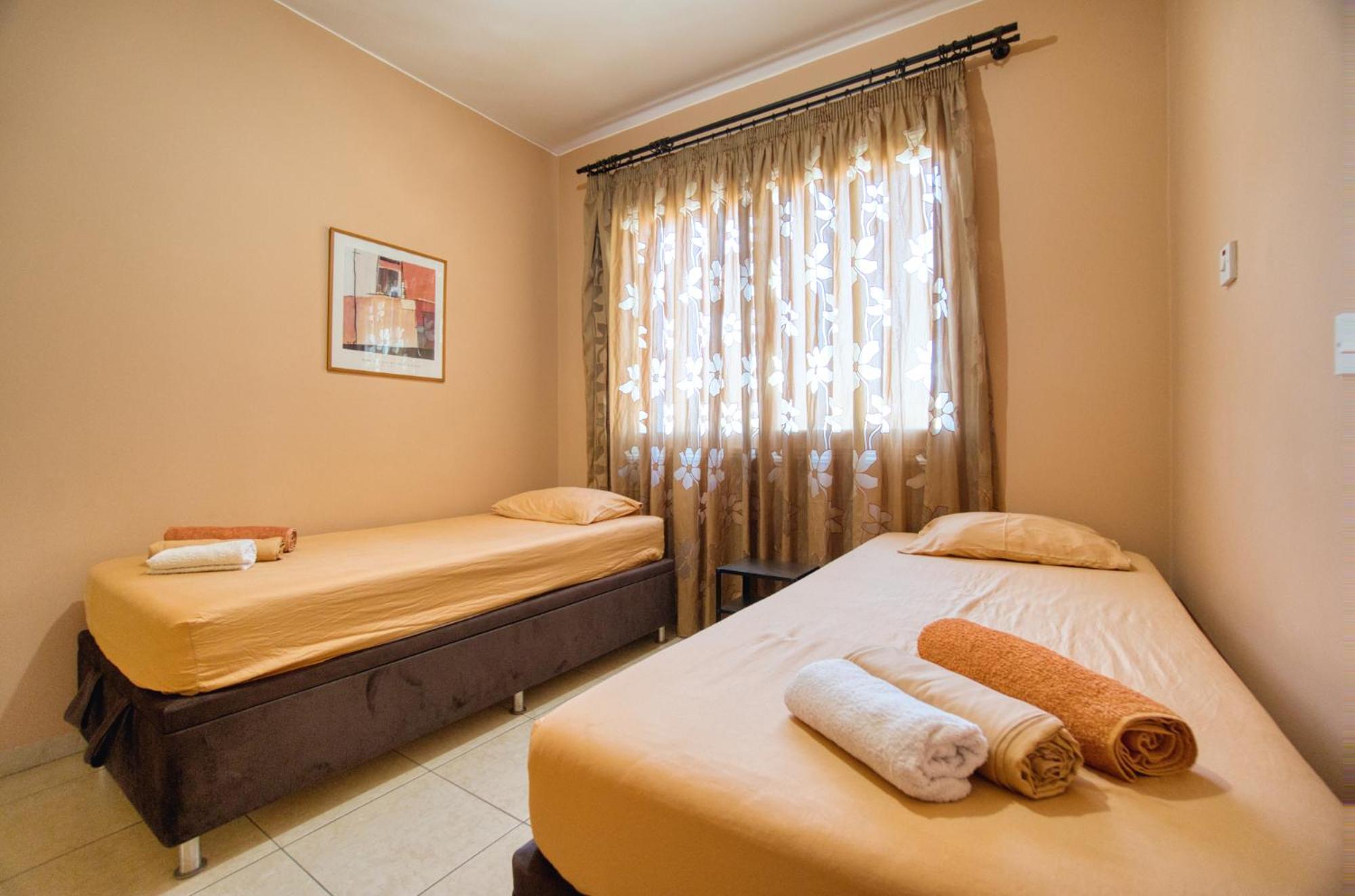 Diana 41 Beautiful Private In Guest house
